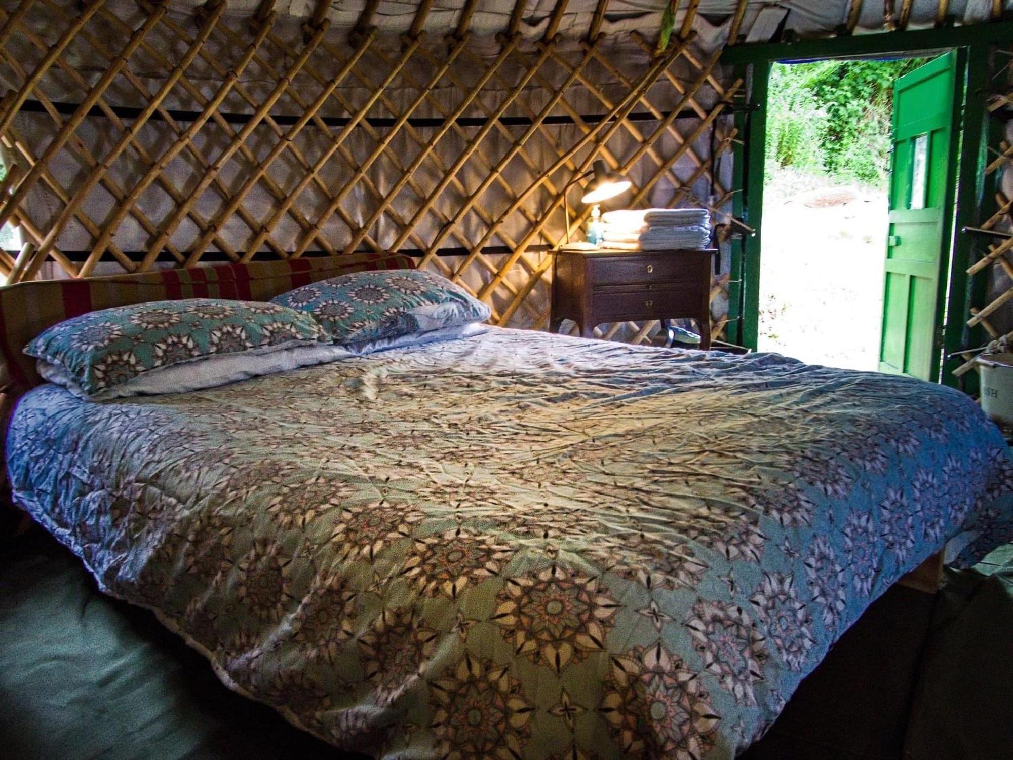 2 Luxury Yurts & Barn Kitchen Big Garden- Sleeps 9 Villa Llanelian-yn-Rhos Exterior photo